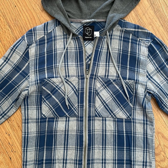 ORIGINAL USE | Men's Plaid Hooded Flannel Long Sleeve Button-Down Shirt - Picture 5 of 6